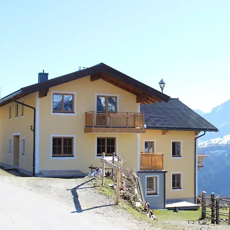 Apartment In With Hohe Tauern Views, Cleaning Included Taxenbach