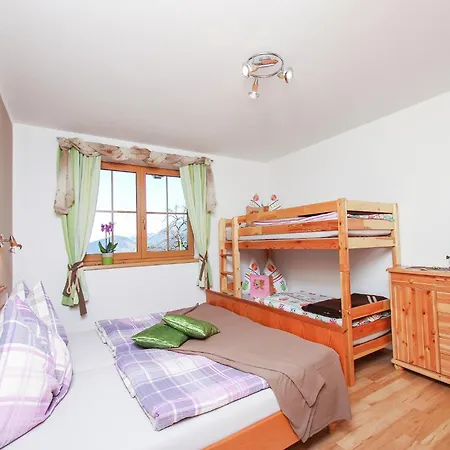 Apartment In With Hohe Tauern Views, Cleaning Included Taxenbach